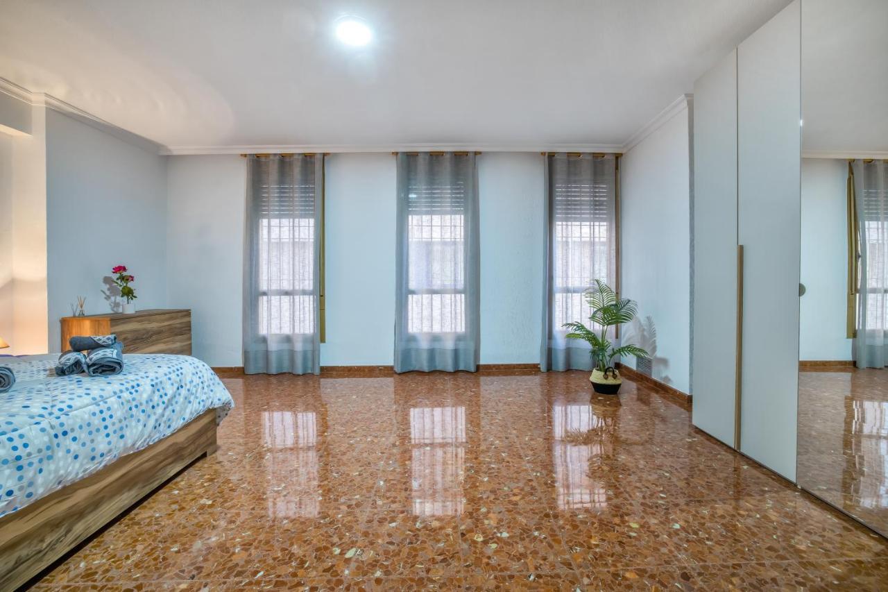 La Perla Del Centro Apartment กอร์โดบา ภายนอก รูปภาพ